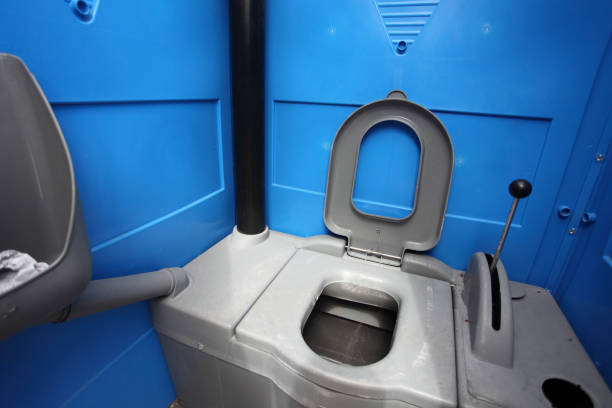 Best Portable restroom trailer rental  in Hewlett, NY